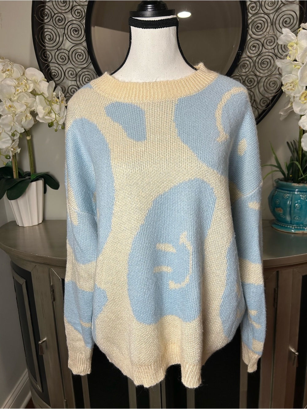 Altar'd State Cream & Light Blue Abstract Crewneck Sweater